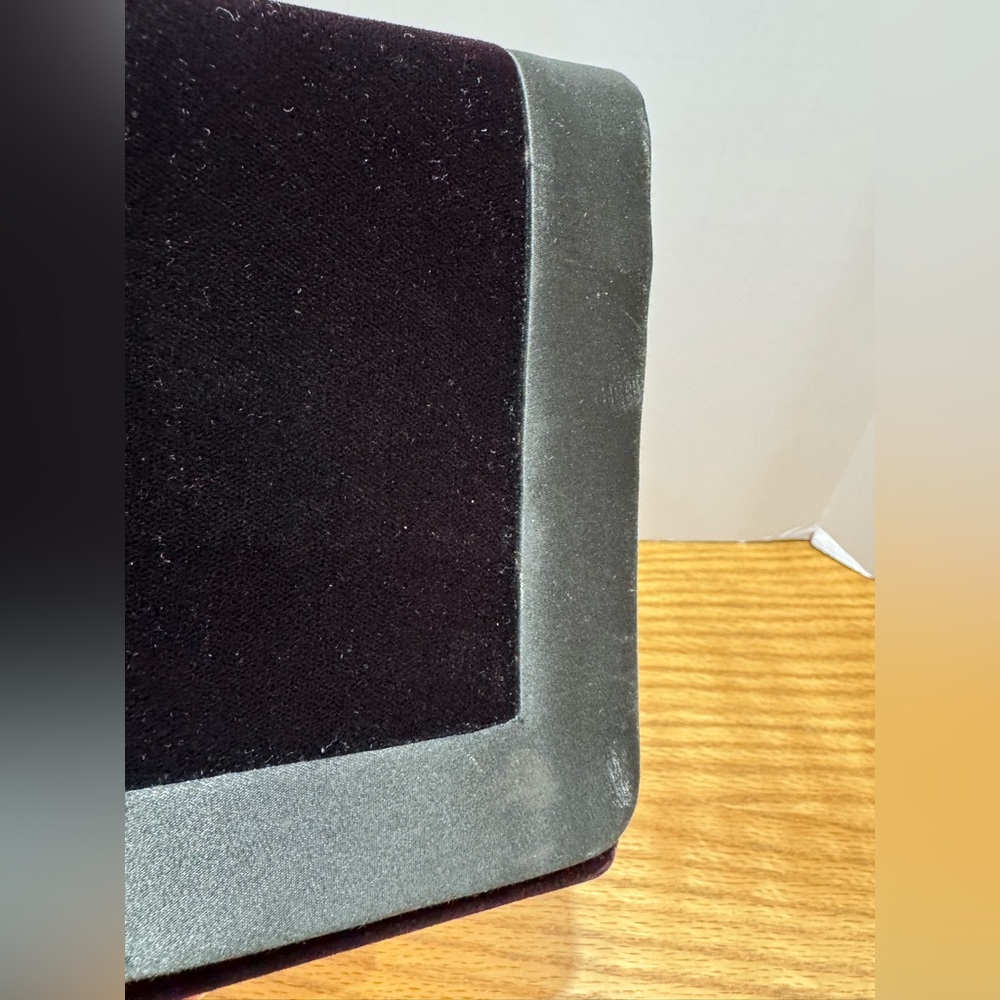 Vintage 90’s Black Velvet and satin clutch or Crossbody Bag - Picture 8 of 11